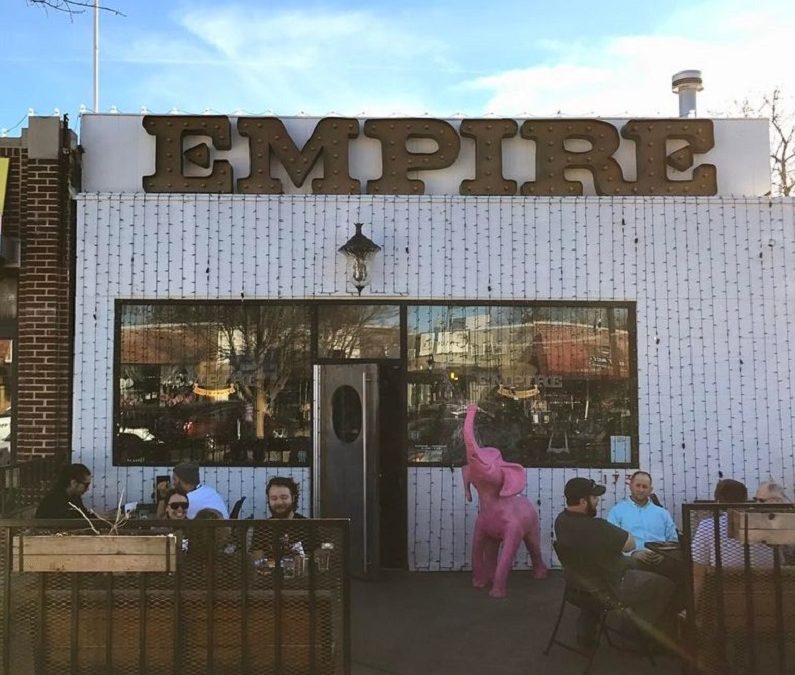 Empire Slice House: The Best Outdoor Dining Restaurant With Patio